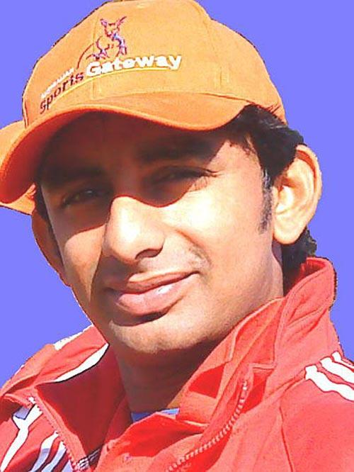 Raiphi Vincent Gomez in Kochi IPL 