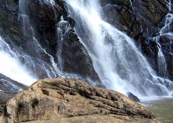 Meenmutty Falls- Tourist places in Wayand