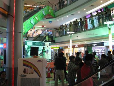 Focus mall interior
