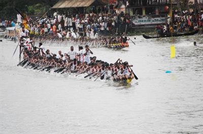 Champakulam Boat Race (Vallamkali) 2013 Live Streaming and Live Telecast