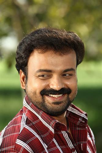 Valiya Chirakulla Pakshikal: Dr. Bijus next with Kunchacko Boban