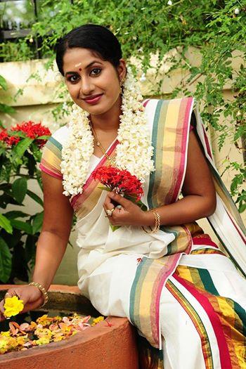 Jyothi Krishna Malayalam Film Actress - Profile, Biography and Upcoming Movies