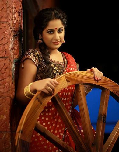 Jyothi Krishna Malayalam Movie Actress - Profile, Biography and Upcoming Movies