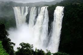Perunthanaruvi Waterfalls