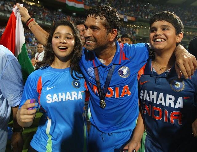 sachin world cup 2011 final pics. sachin