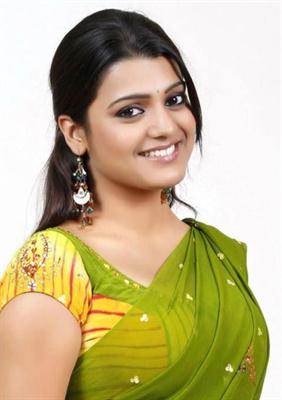 Indian Coffee House: Tashu Kaushik heroine in Rajesh Nairs next