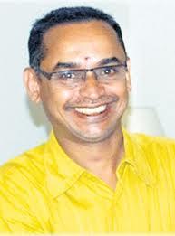 Vayalar Sarathchandravarma for cash movie
